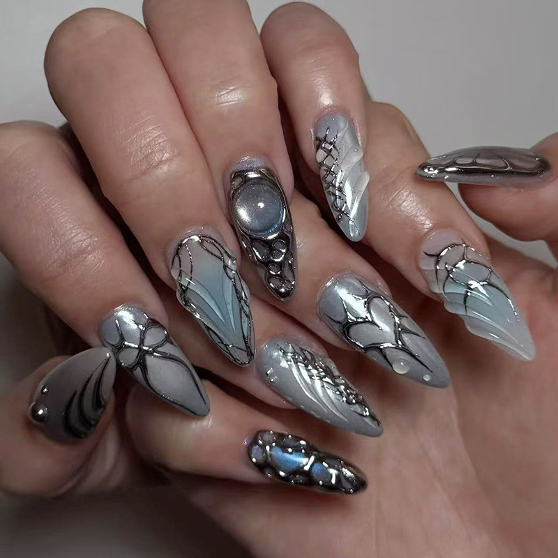 Nail Art Love - 24個入りウェアラブルプレスオンネイルセット グラデーションブルー ロングアーモンド型付け爪 リボンとラブラインデザイン フェイクネイルチップ マニキュア