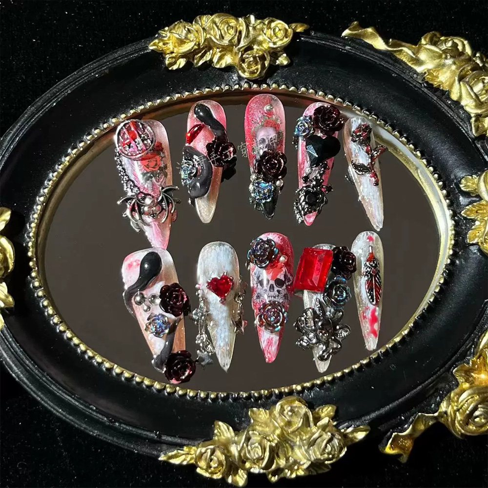 クールなダークパンクアメリカンスタイルの赤いバラのリボン、ス - Nail Art Love のレビューと価格
