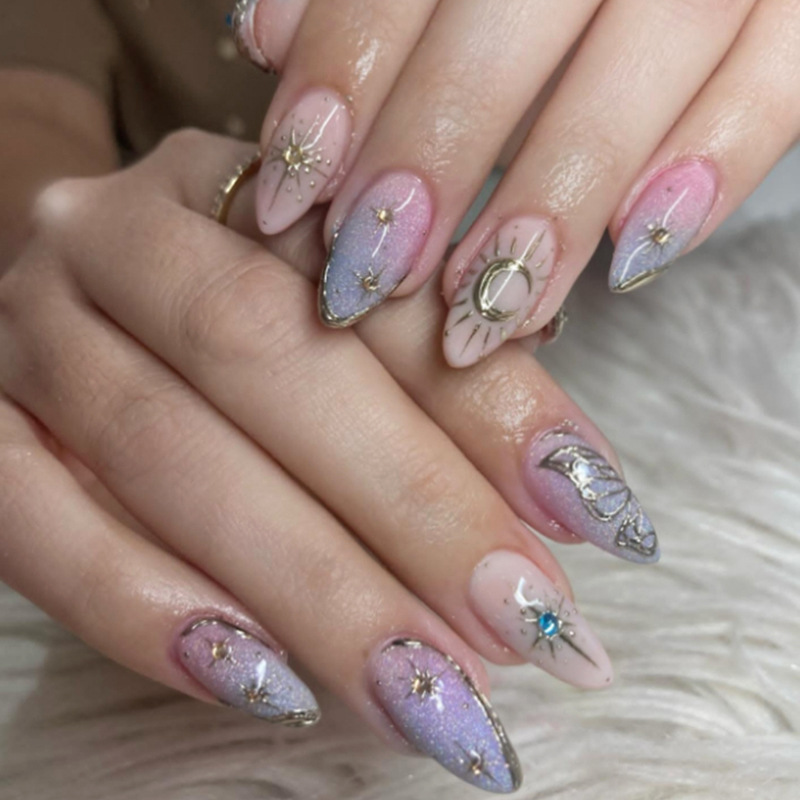 24個入り ゴールドスターライトスティック ネイルアート グ - Nail Art Overlay のレビューと価格