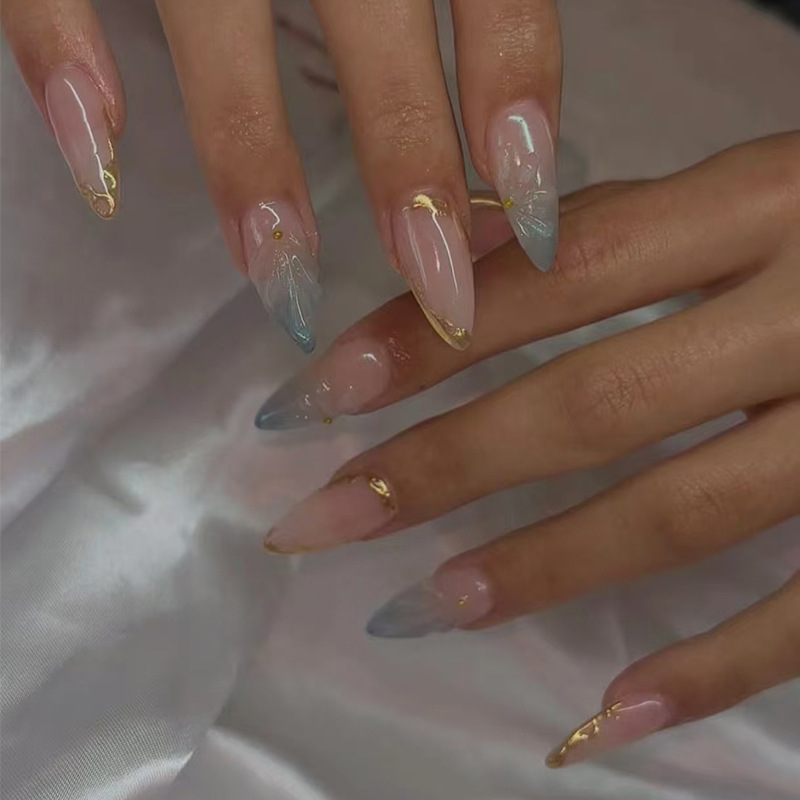 24個入りウェアラブルプレスオンネイルセット グラデーション - Nail Art Love のレビューと価格