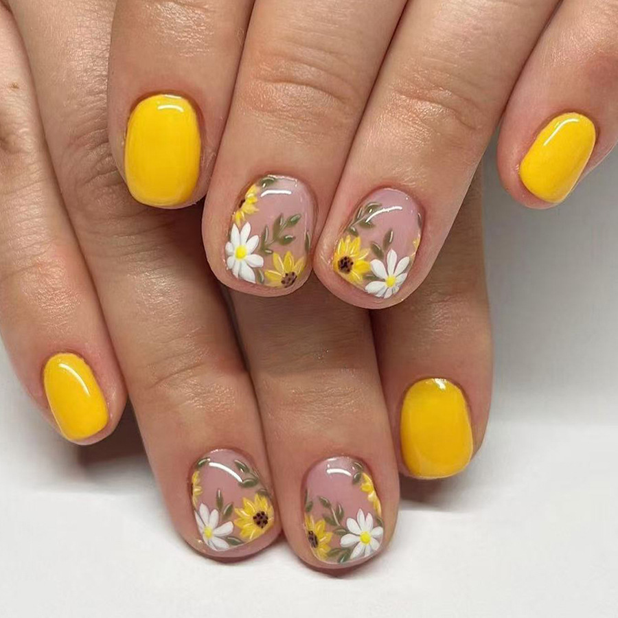 24枚入り バーントオレンジ プレイド シャイニーパウダー  - Nail Art Orange のレビューと価格