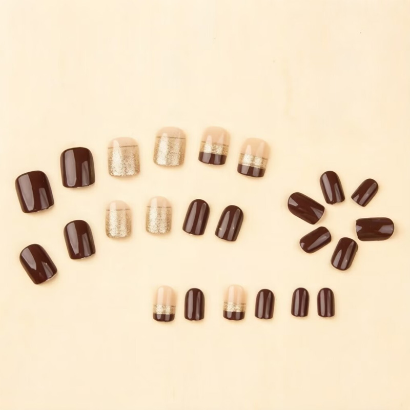 女性用ショートスクエアフェイクネイル、光沢のあるブラウンのチ - Nail Art Overlay のレビューと価格