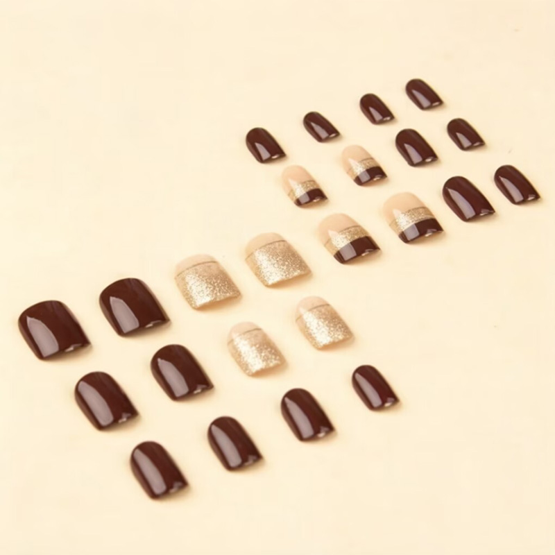 女性用ショートスクエアフェイクネイル、光沢のあるブラウンのチ - Nail Art Overlay のレビューと価格