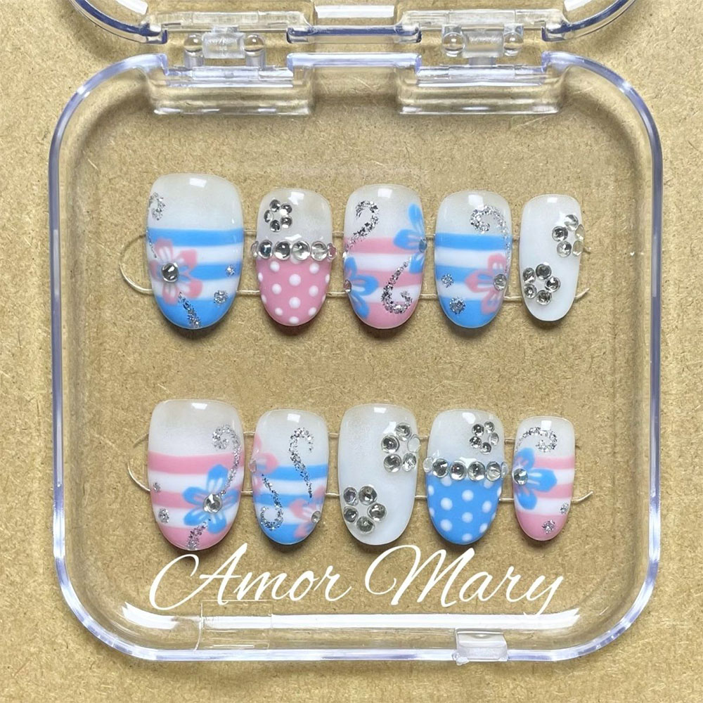 夏らしい3Dフラワーダイヤモンド手作りネイルアートグリッター - Nail Art Love のレビューと価格