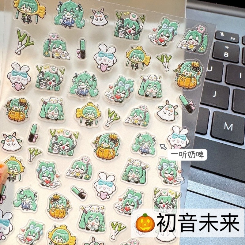 かわいい初音ミクのネイルステッカー。新しい製法でエンボス加工 - Nail Art Love のレビューと価格