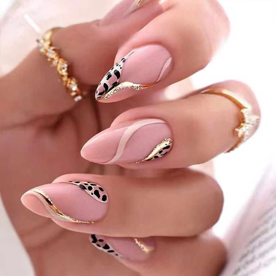 女性・女の子向けミディアムサイズのつけ爪、ヌードアーモンドネ - Nail Art Overlay のレビューと価格